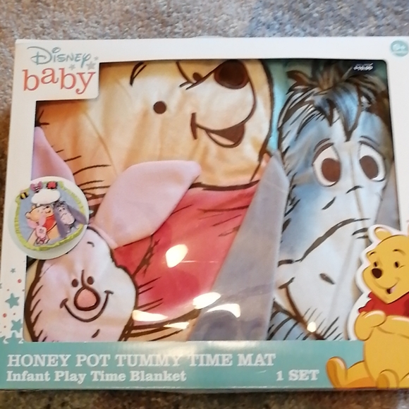 winnie the pooh tummy time mat